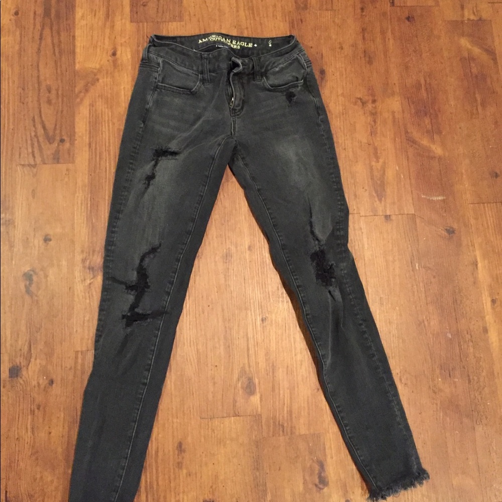 AE super stretch distressed jeans